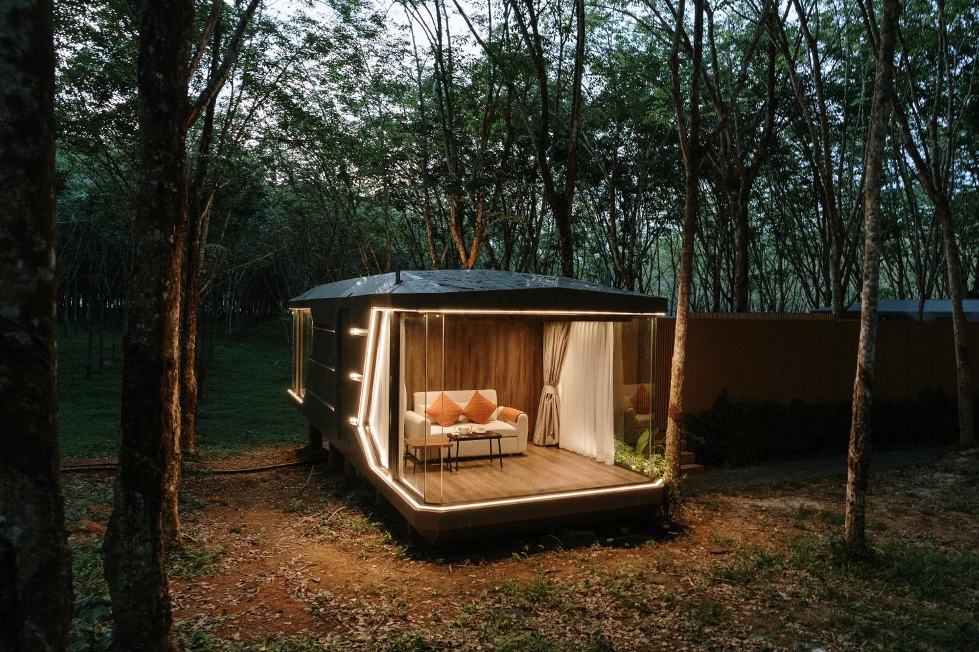 Timber Society Boutique Hideaway Hotel Phuket