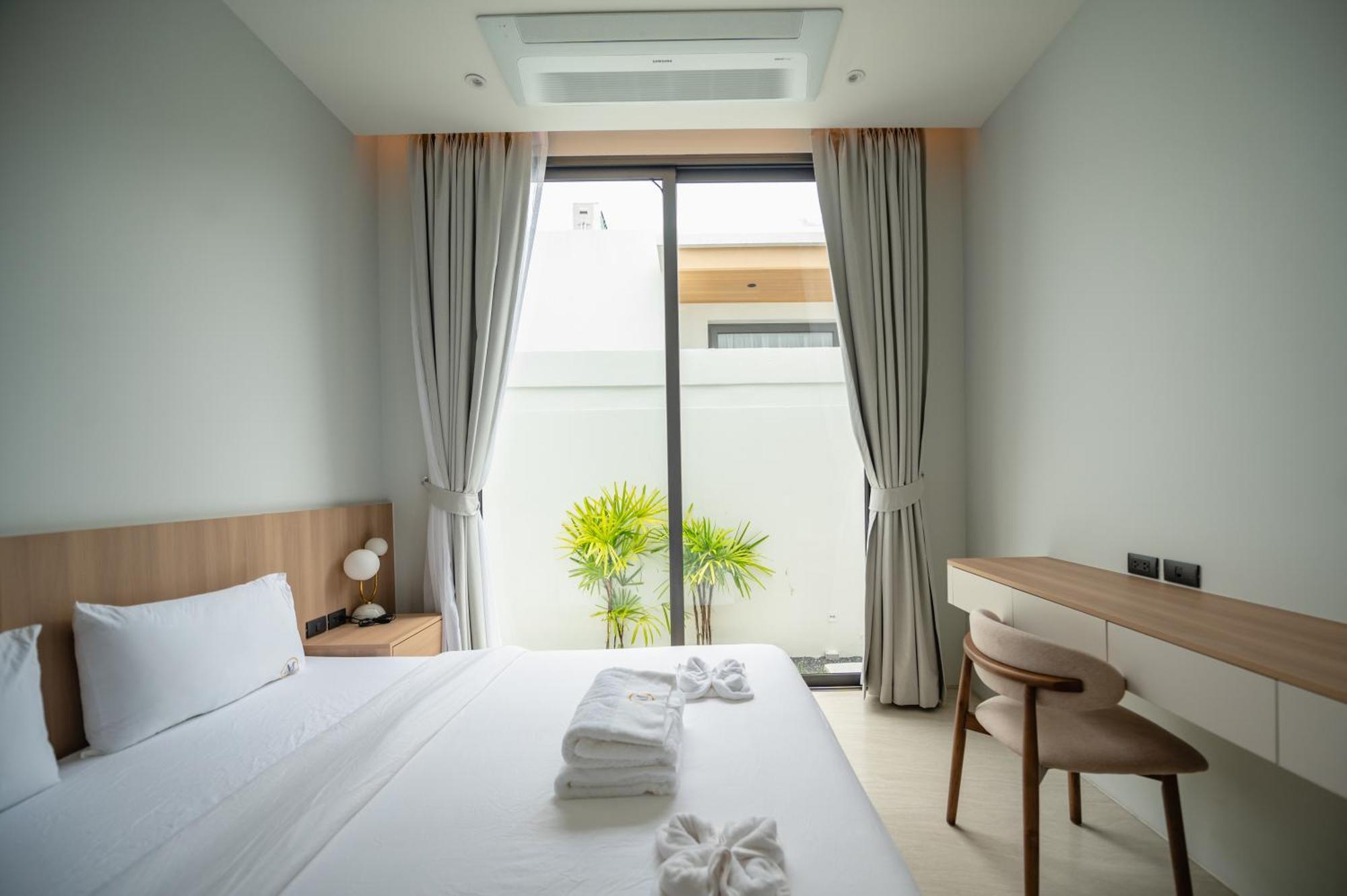 Mouana Song Khun 5-bedroom Pool 89-11 Villa Chalong