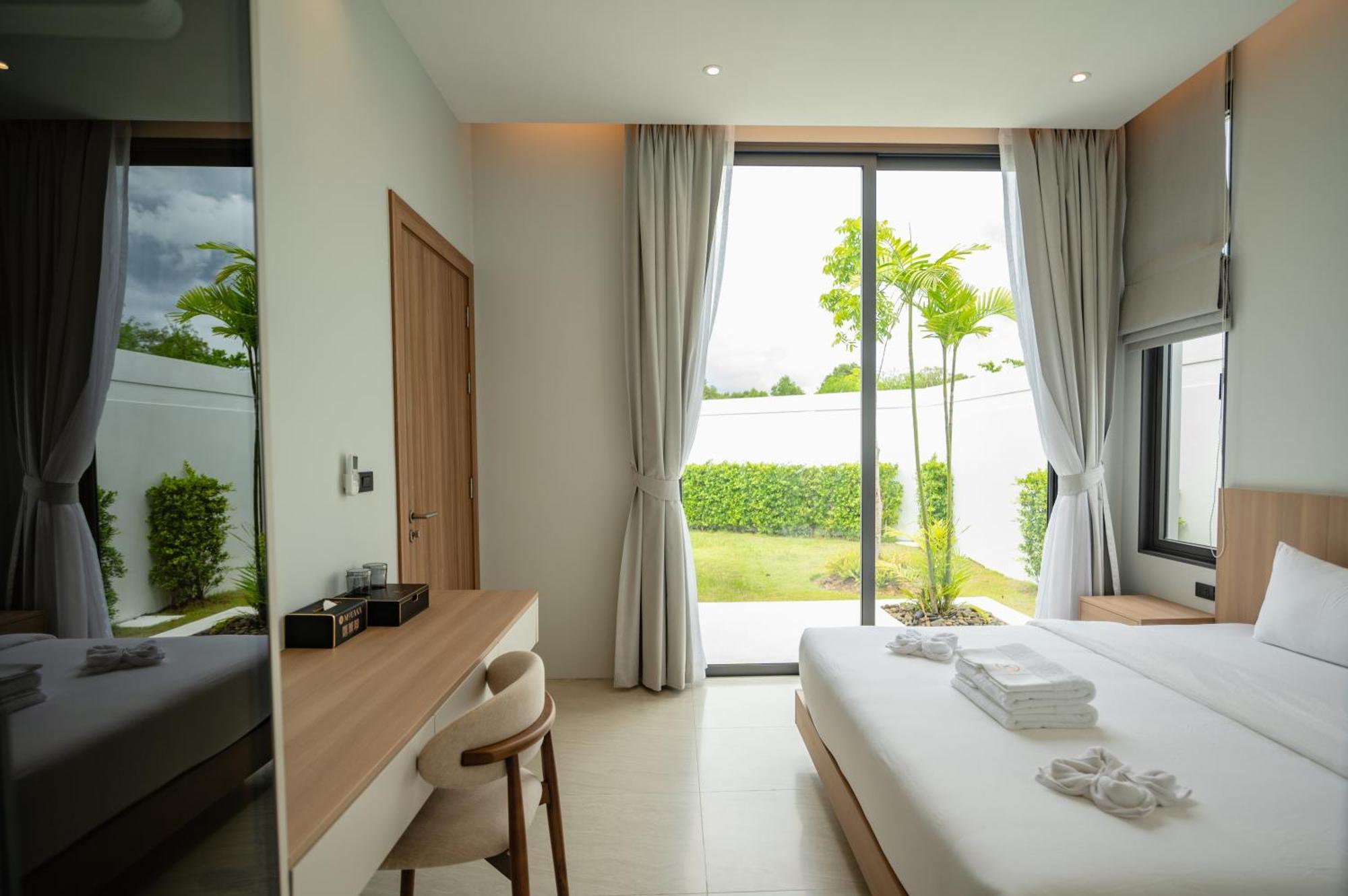 Mouana Song Khun 5-bedroom Pool 89-11 Villa *