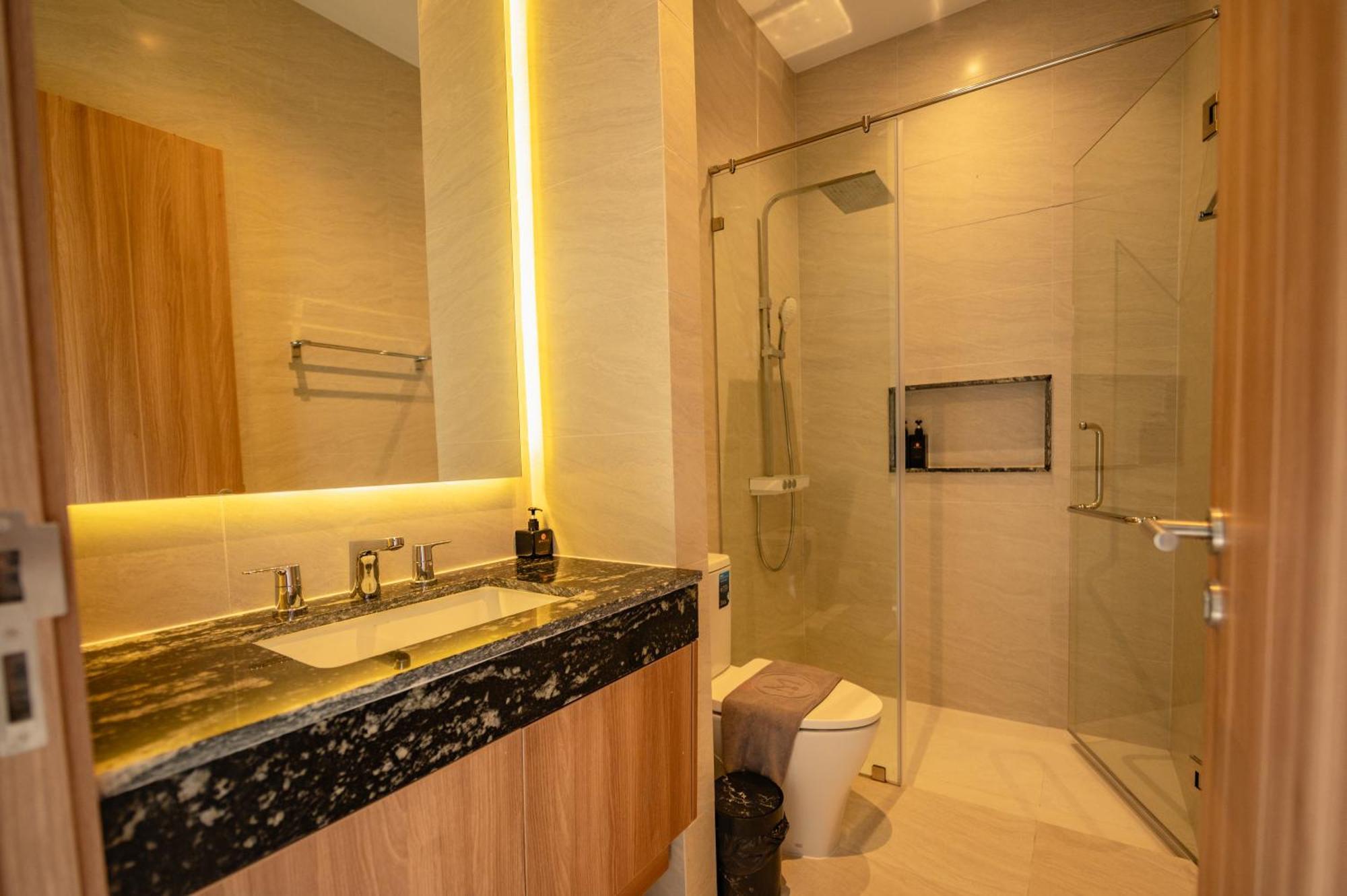 Mouana Song Khun 5-bedroom Pool 89-11 Villa *