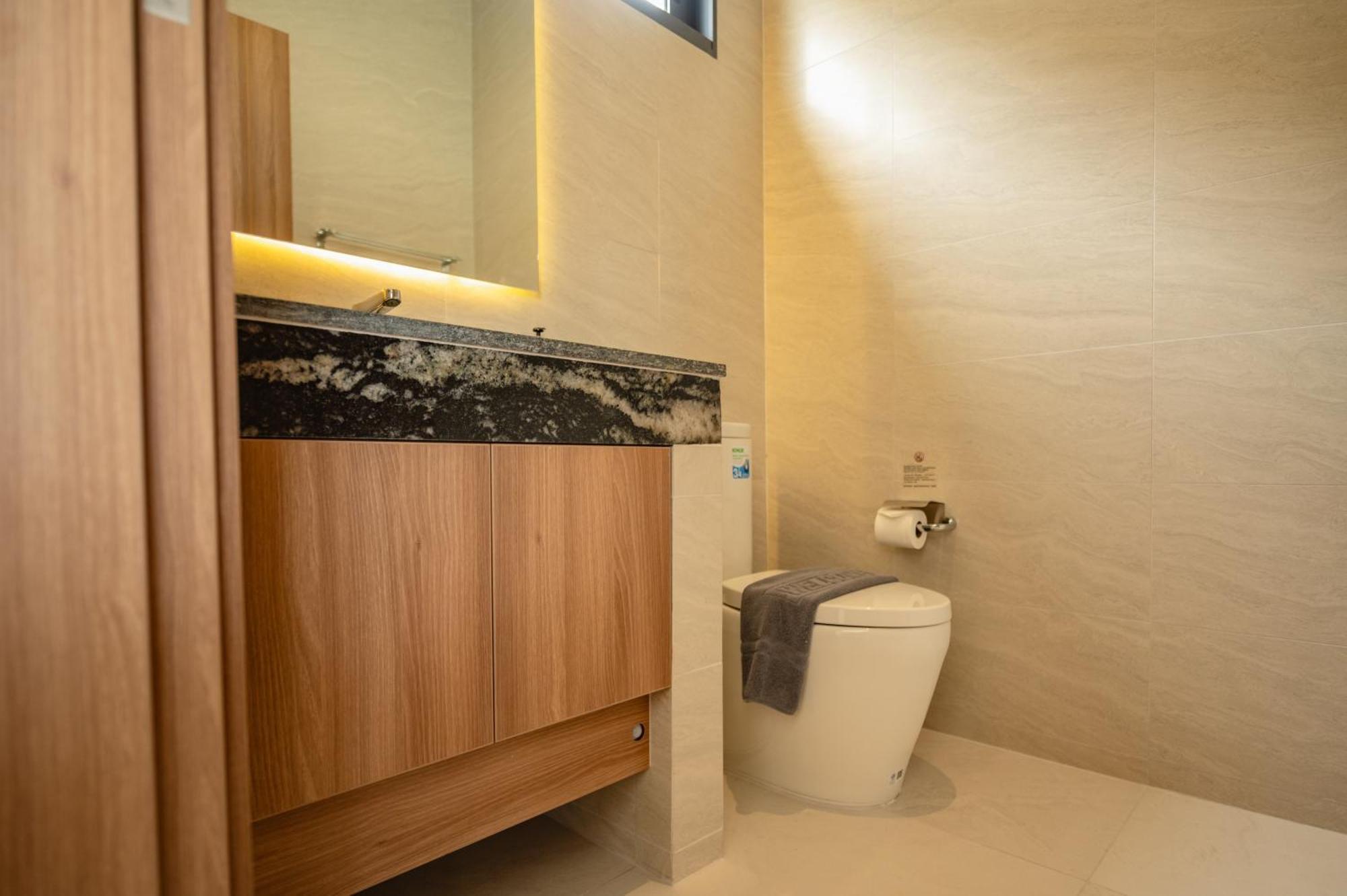 Villa Mouana Song Khun 5-bedroom Pool 89-11 Chalong