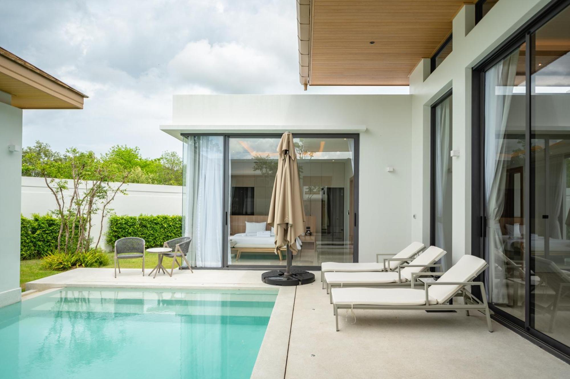 Mouana Song Khun 5-bedroom Pool 89-11