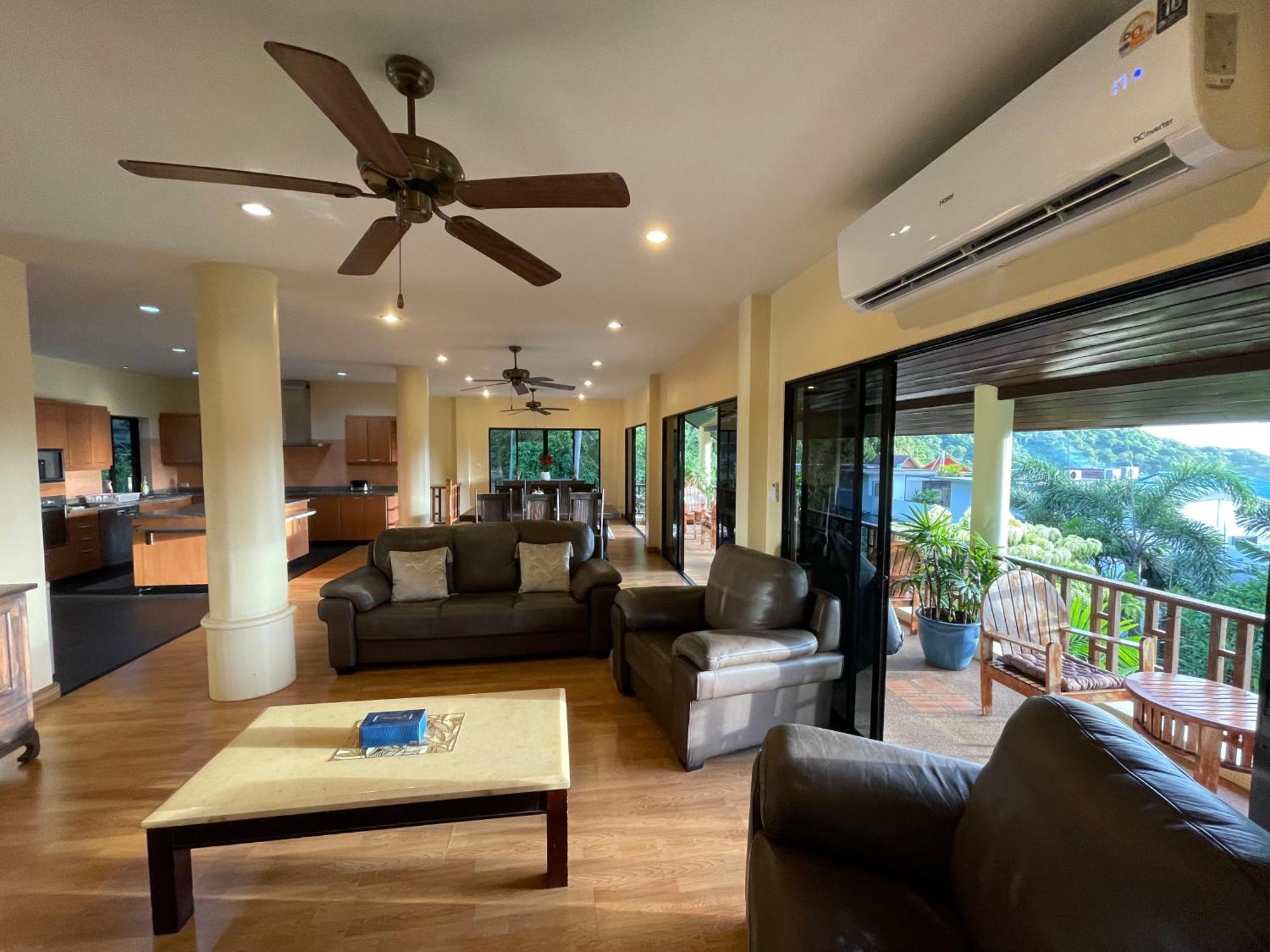 Villa Kata Sunset - 3br Private Pool - Seaview *