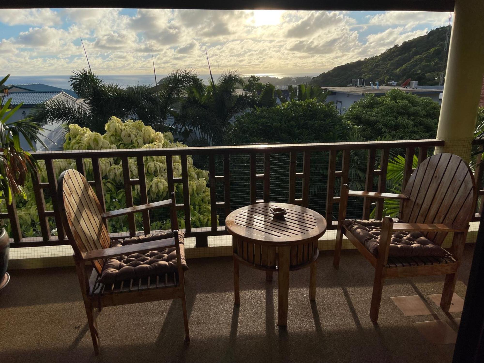 Villa Kata Sunset - 3br Private Pool - Seaview *