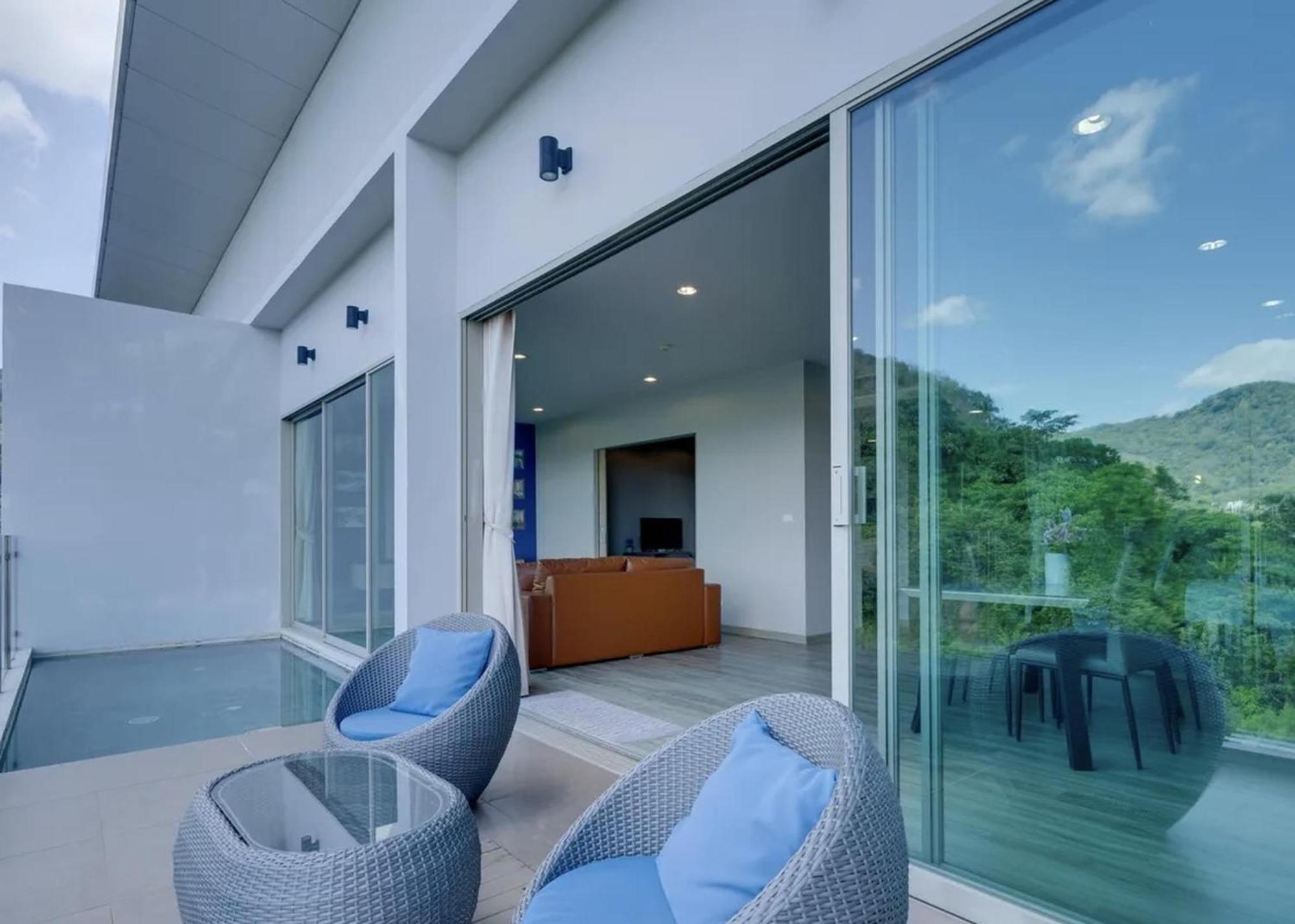Breathtaking Sea & Mountain View Private Pool Apartment *