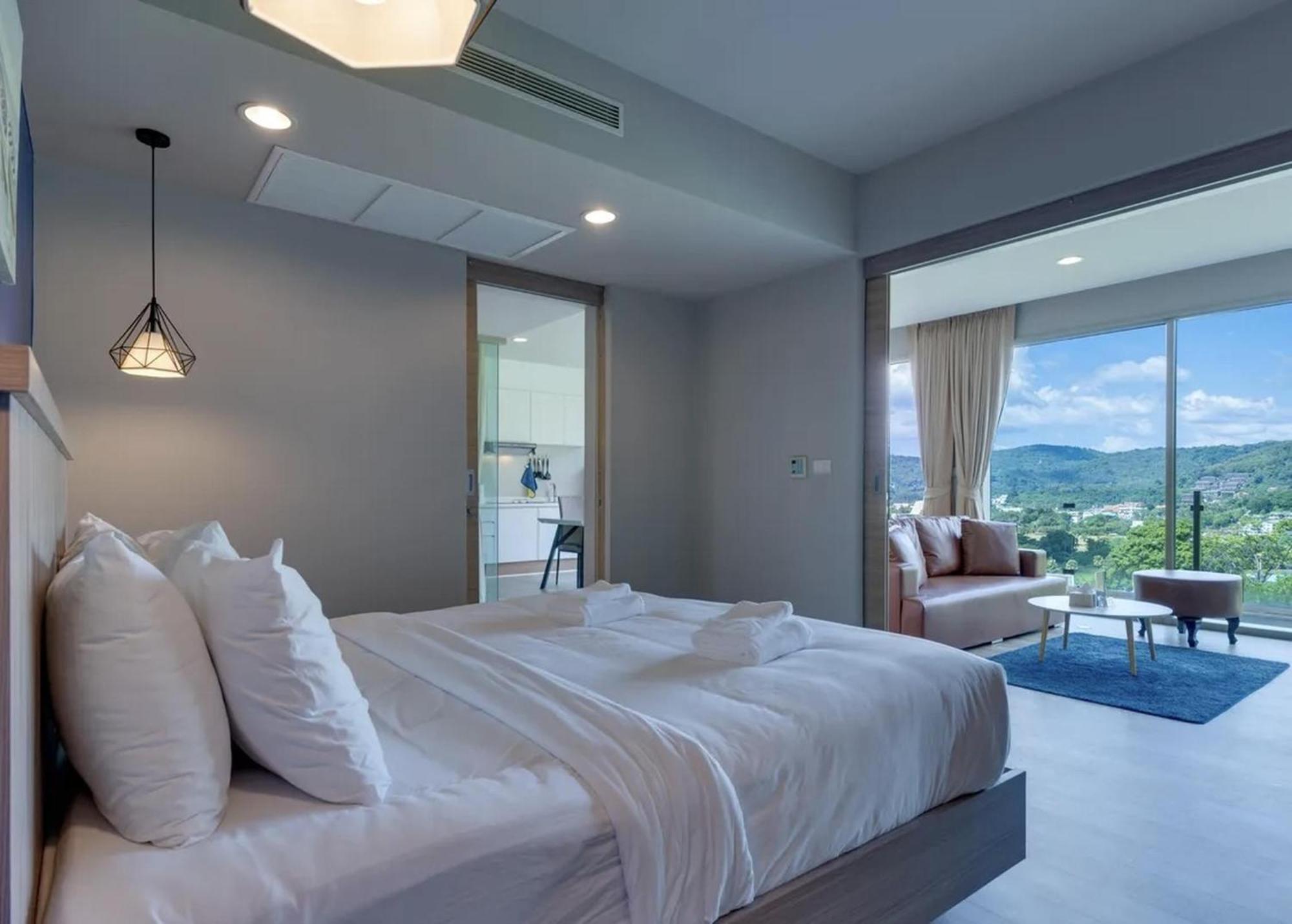 Breathtaking Sea & Mountain View Private Pool Ban Karon