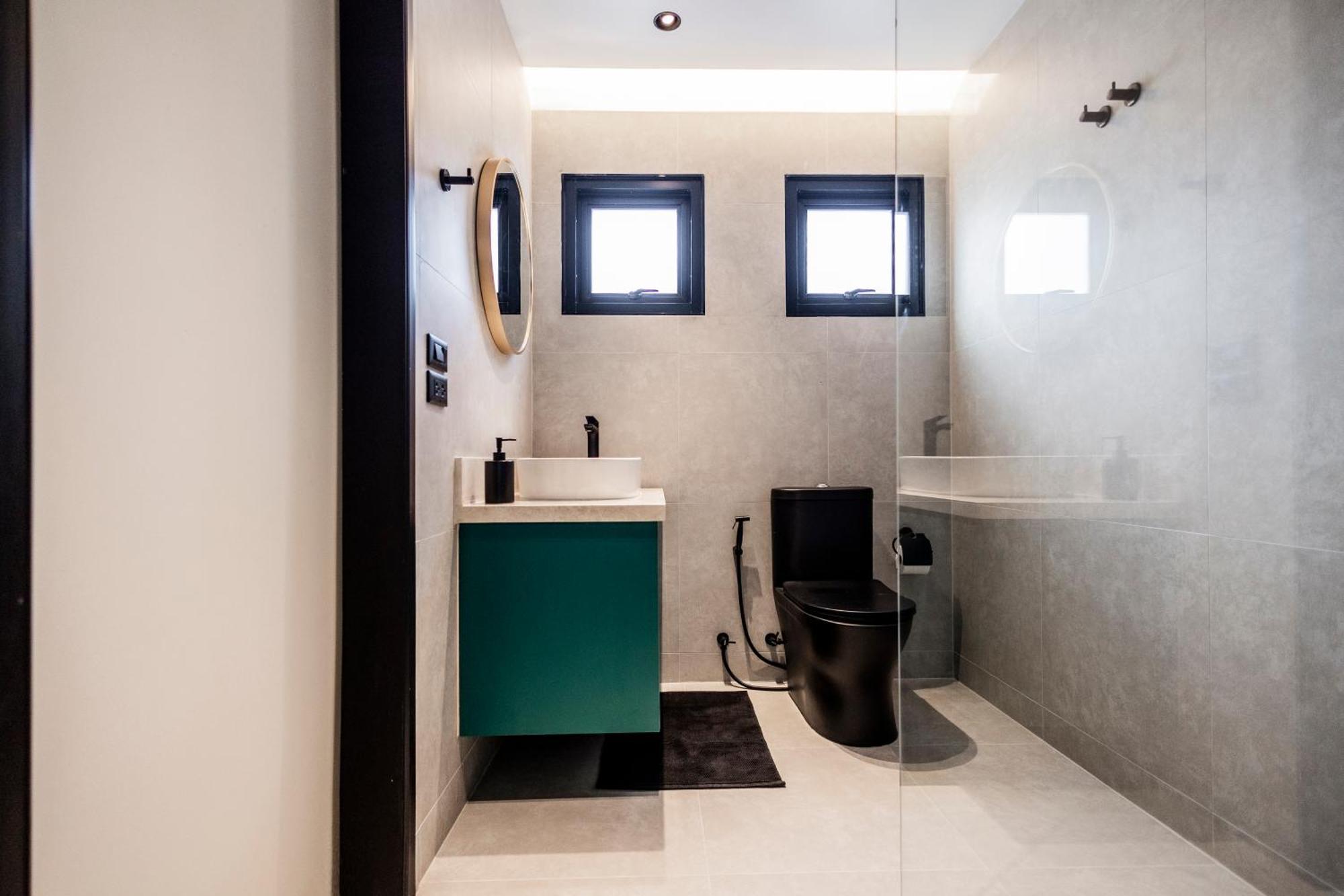 Tpsv Modern Luxury - 5 Bedrooms With Private Pool In Phuket
