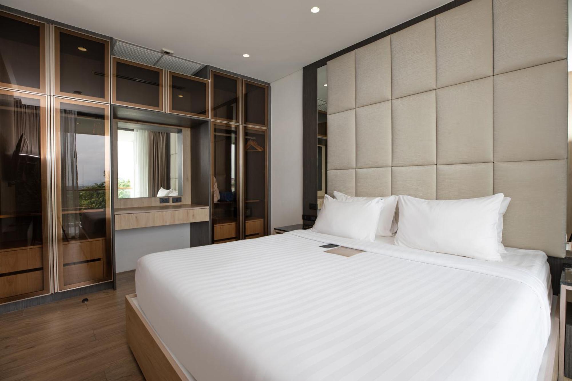 Elite Atoll Serviced Phuket 4*