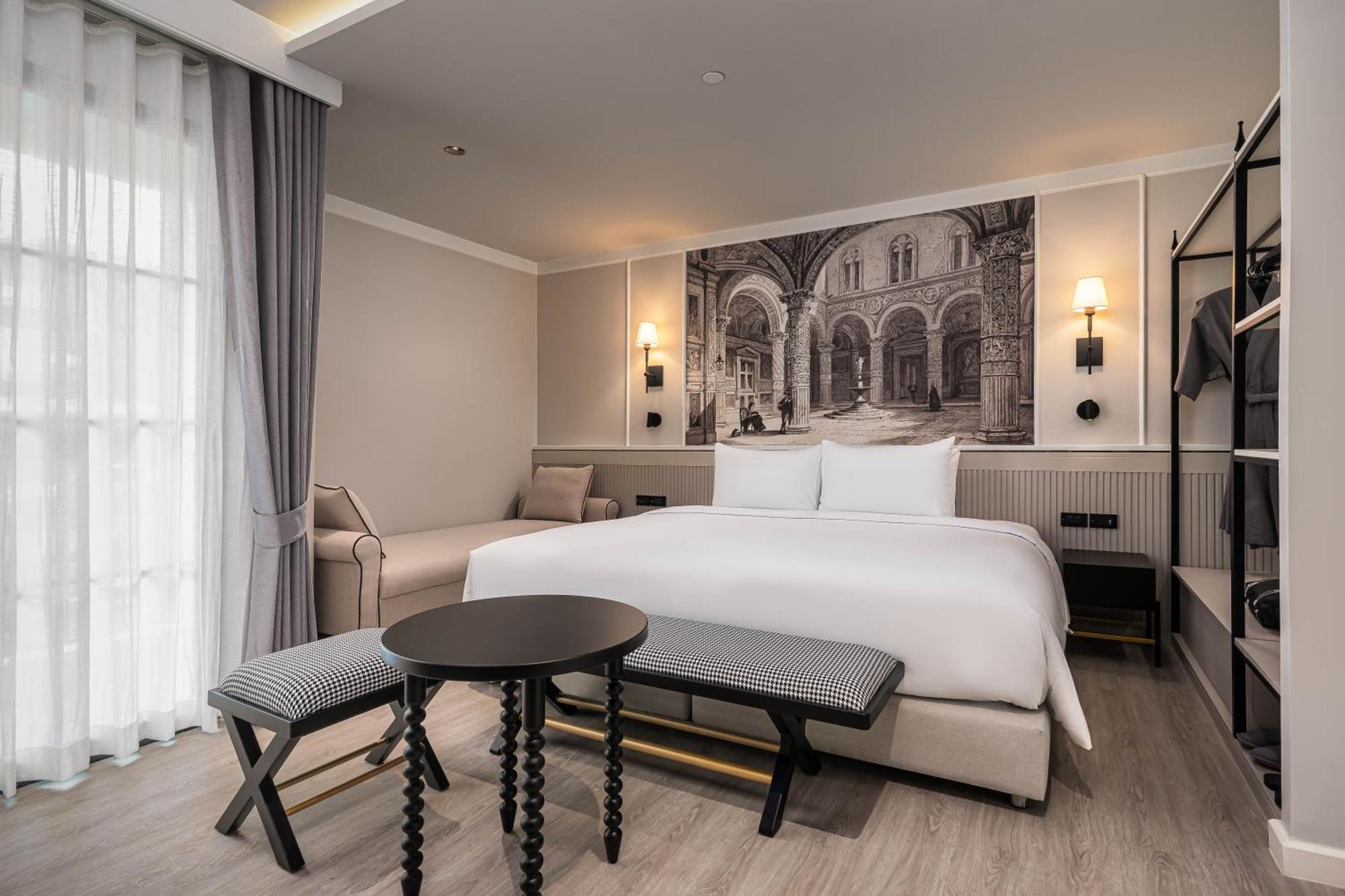Chateau Du Village Hotel