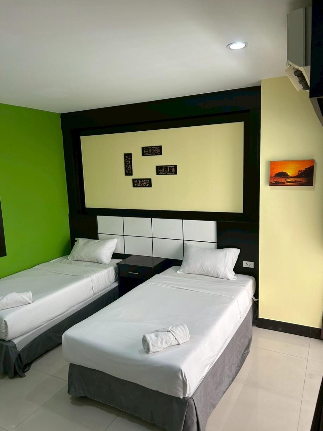 Phuket 420