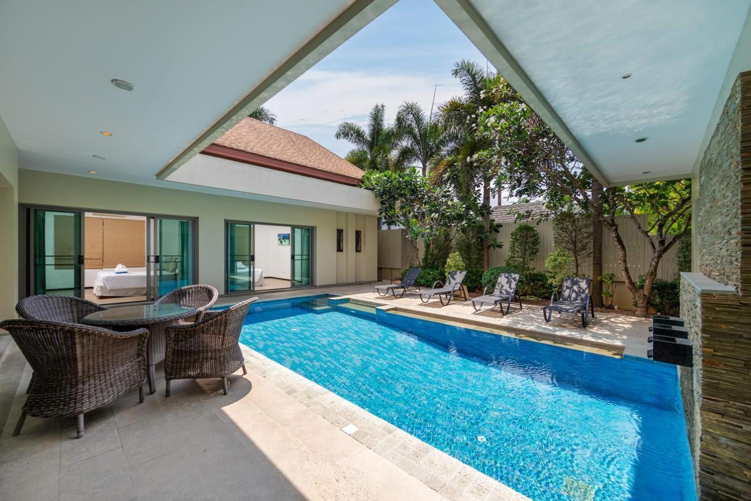 Villa Villa Bond| 3 Bedrooms | Private Pool | 3 Min To Naiharn Beach *