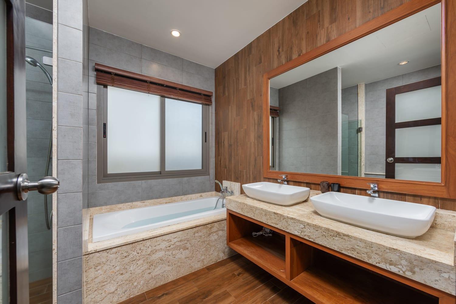 Villa Bond| 3 Bedrooms | Private Pool | 3 Min To Naiharn Beach Villa *