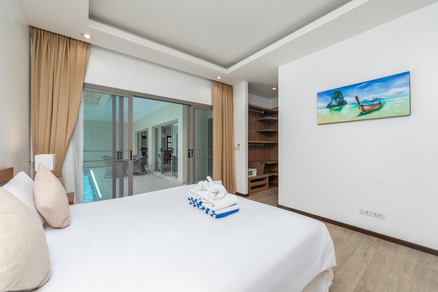 Villa Villa Bond| 3 Bedrooms | Private Pool | 3 Min To Naiharn Beach Rawai