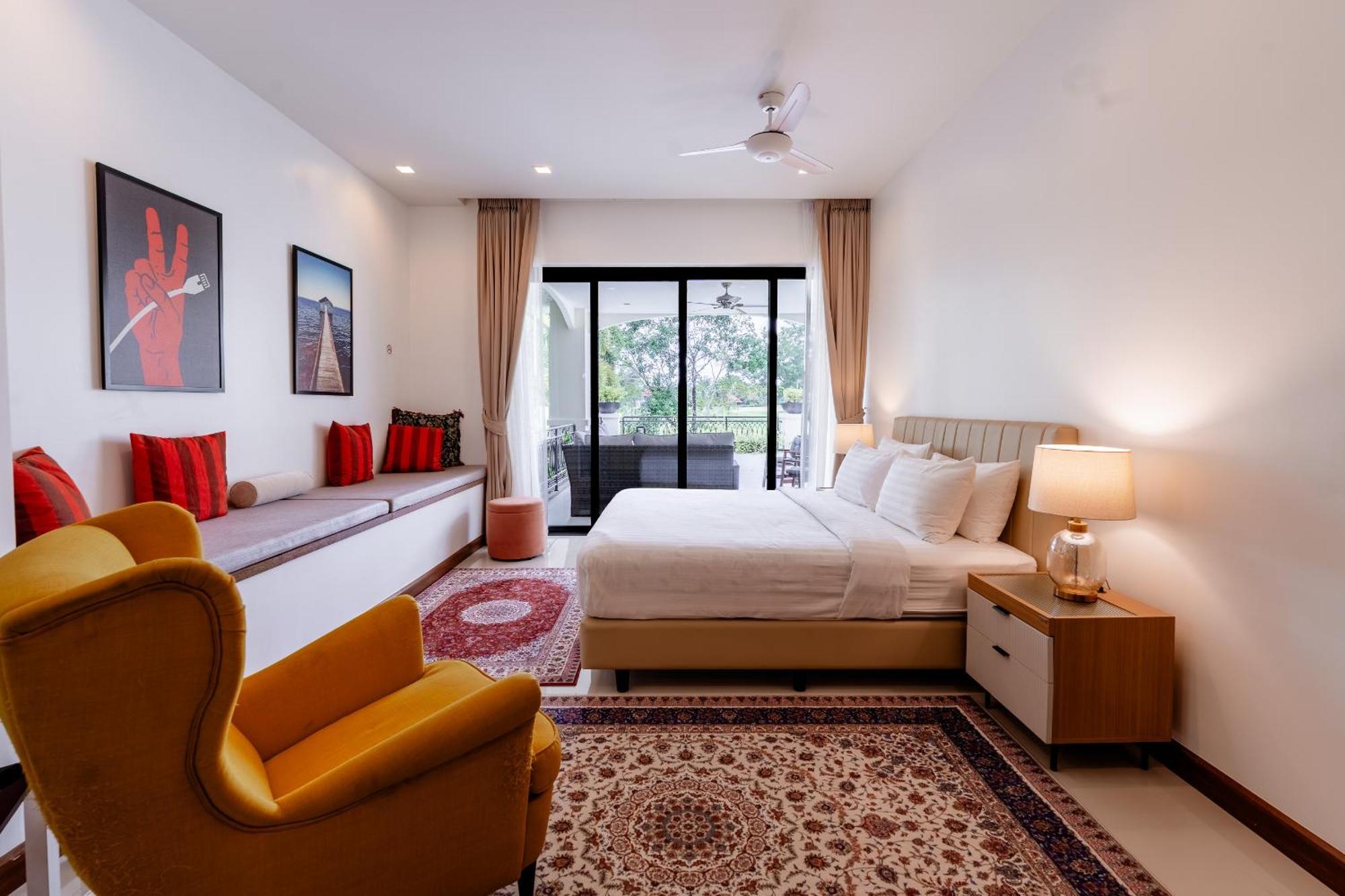 Viola 7 Bedroom, Fully Staffed, On The Golf Course * Landkreis Thalang