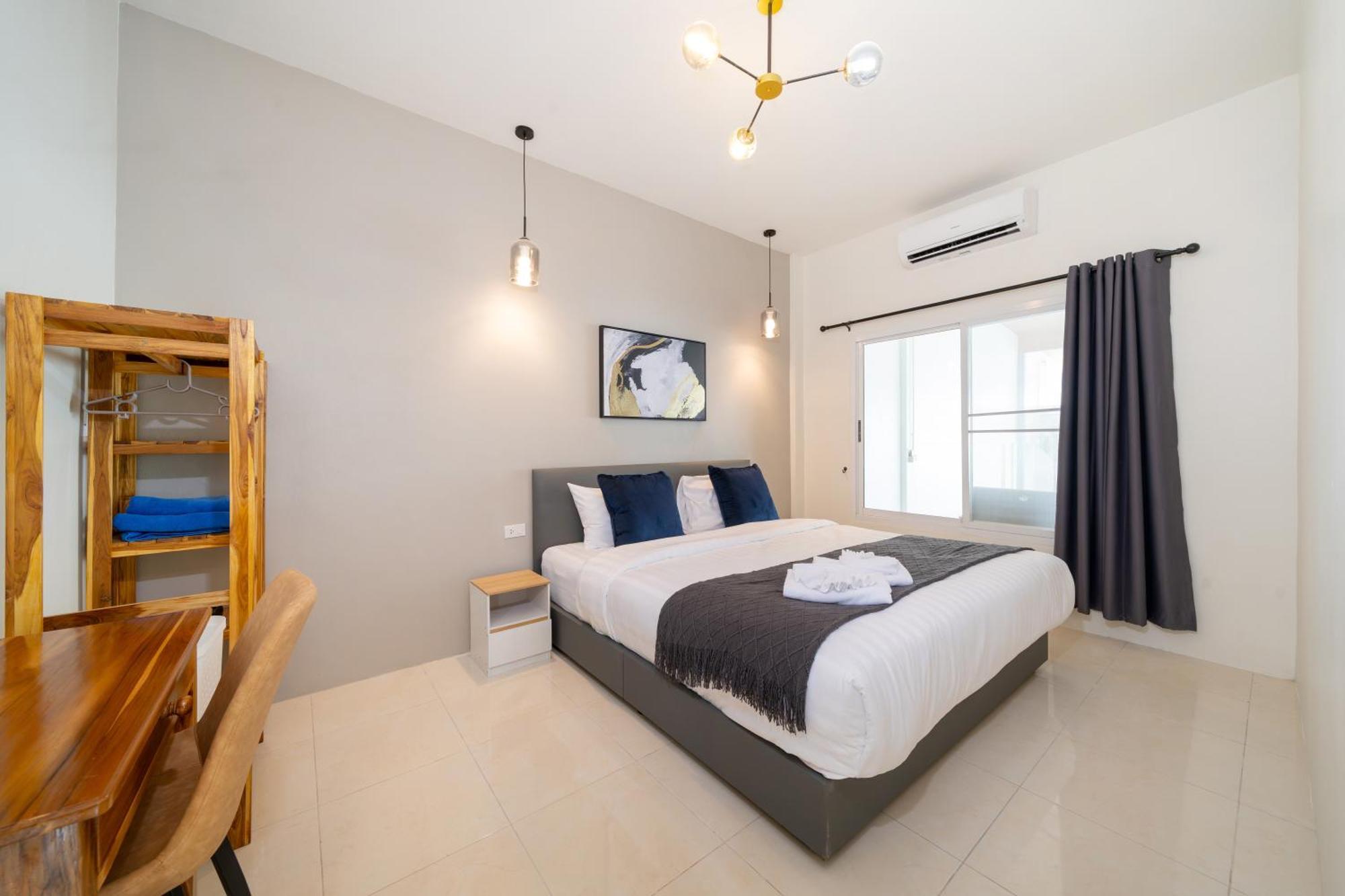 Prime Patong-5br-6br Pool Photo Before Book * Patong