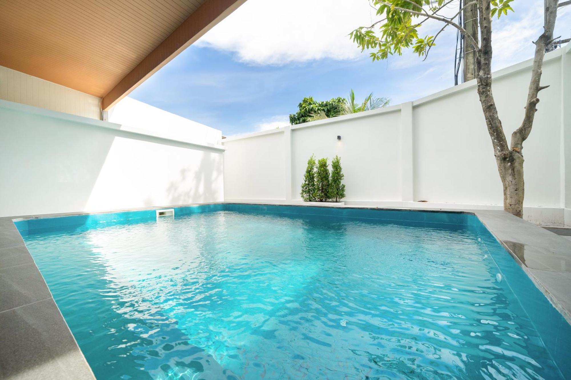 Holiday home Prime Patong-5br-6br Pool Photo Before Book *