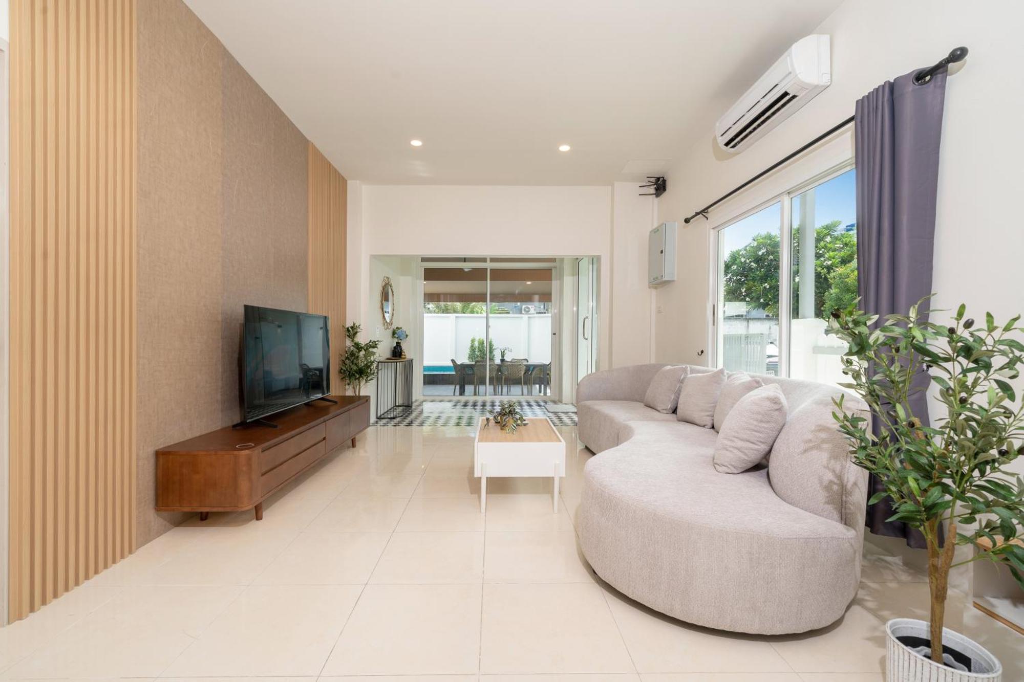 Prime Patong-5br-6br Pool Photo Before Book Patong