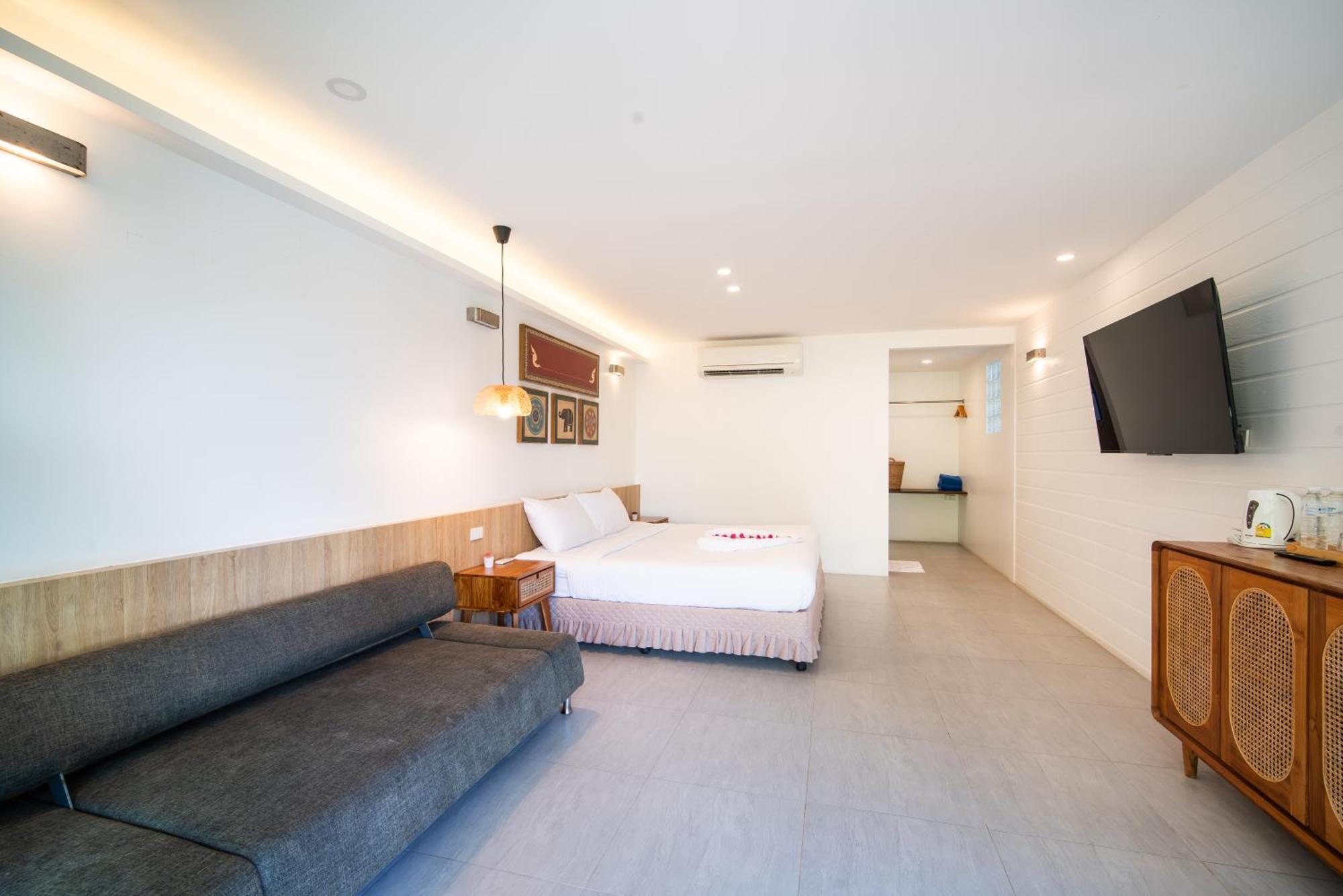Ban Raya And 4* Koh Racha Yai