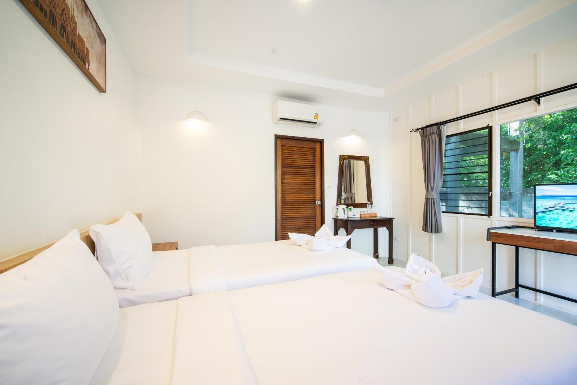Hotel Ban Raya And 4*