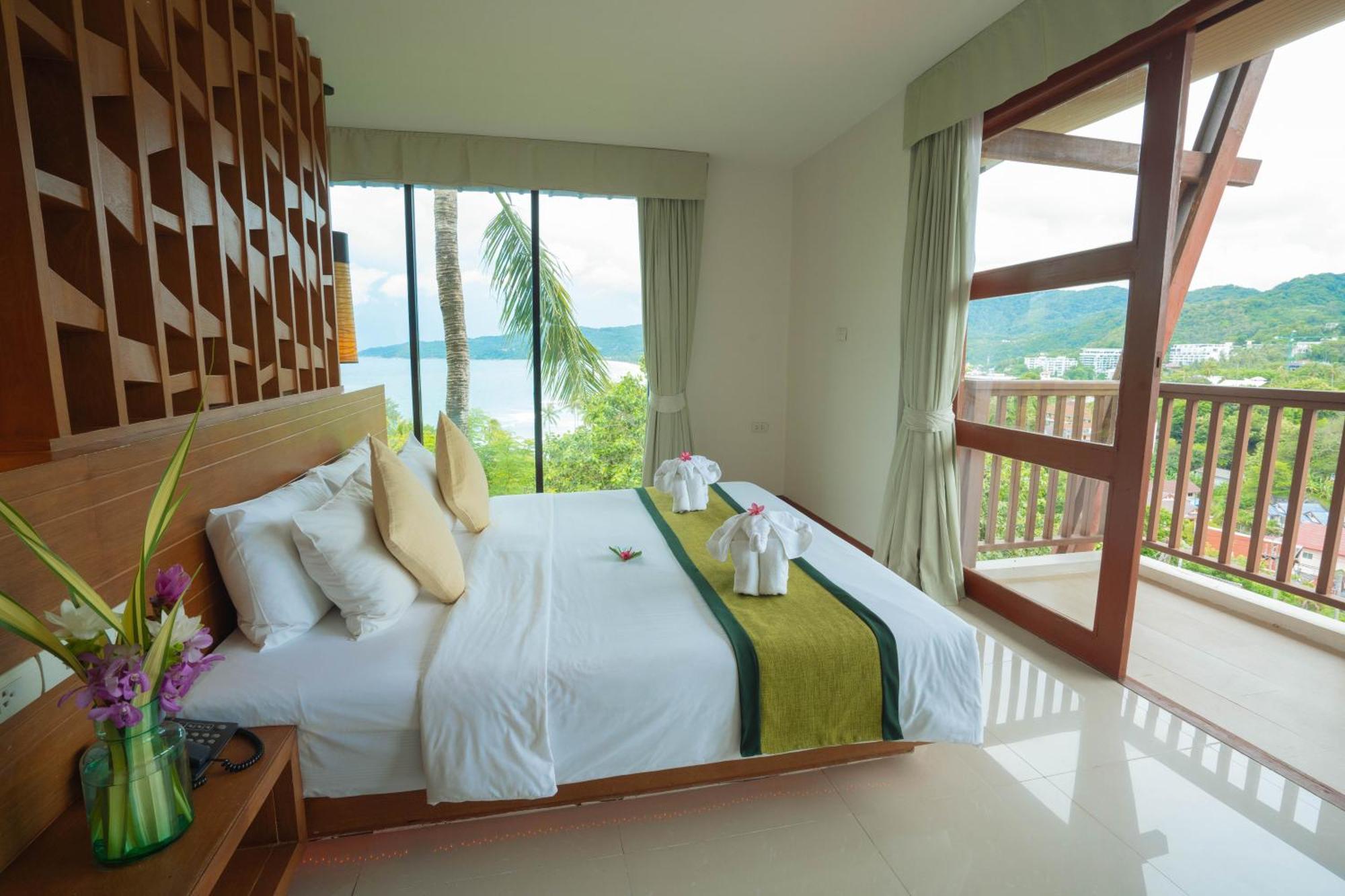 Peach Blossom & Pool - Sha Kata Beach (Phuket)