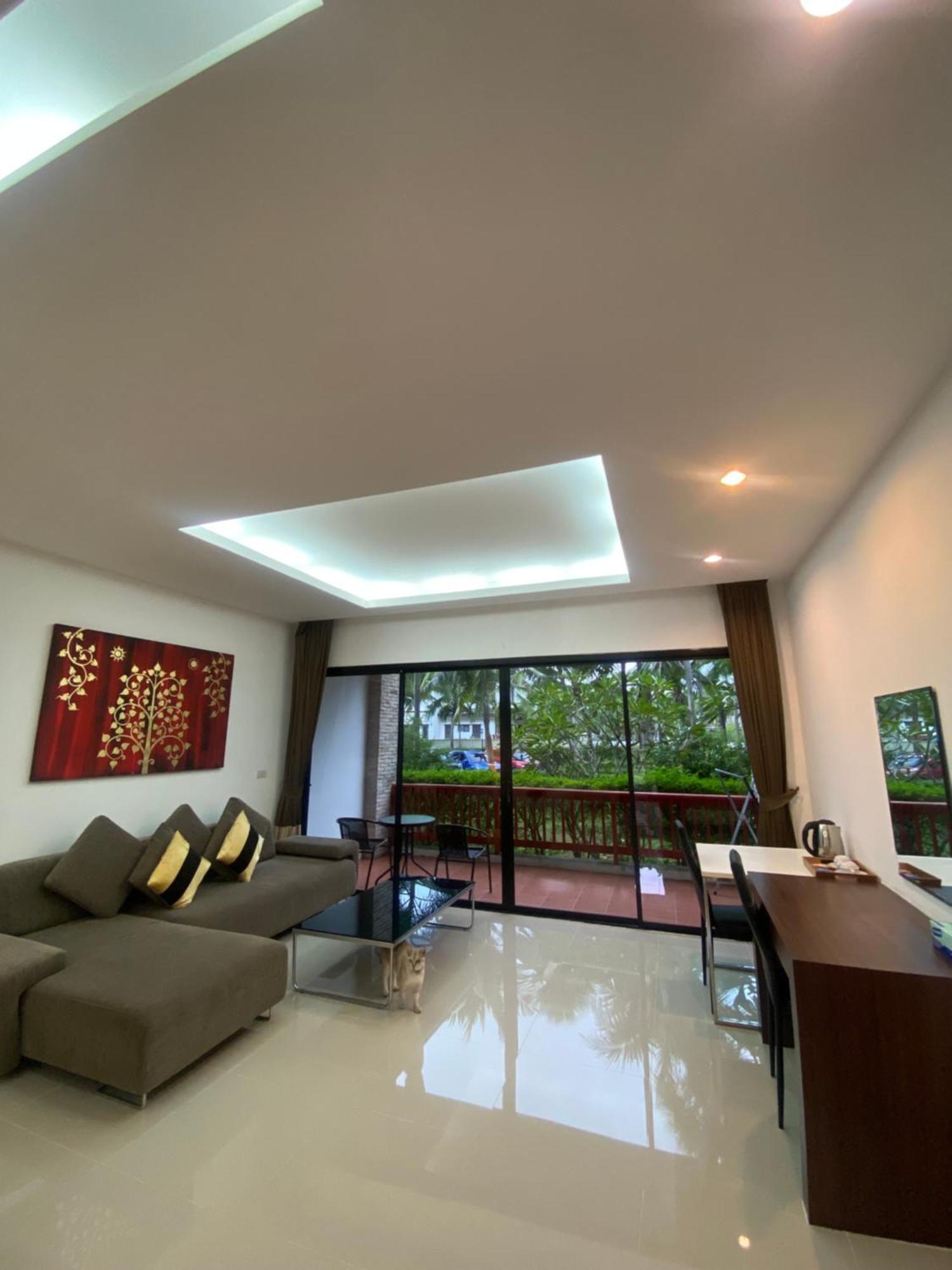 Grand House -sha Resort 3*