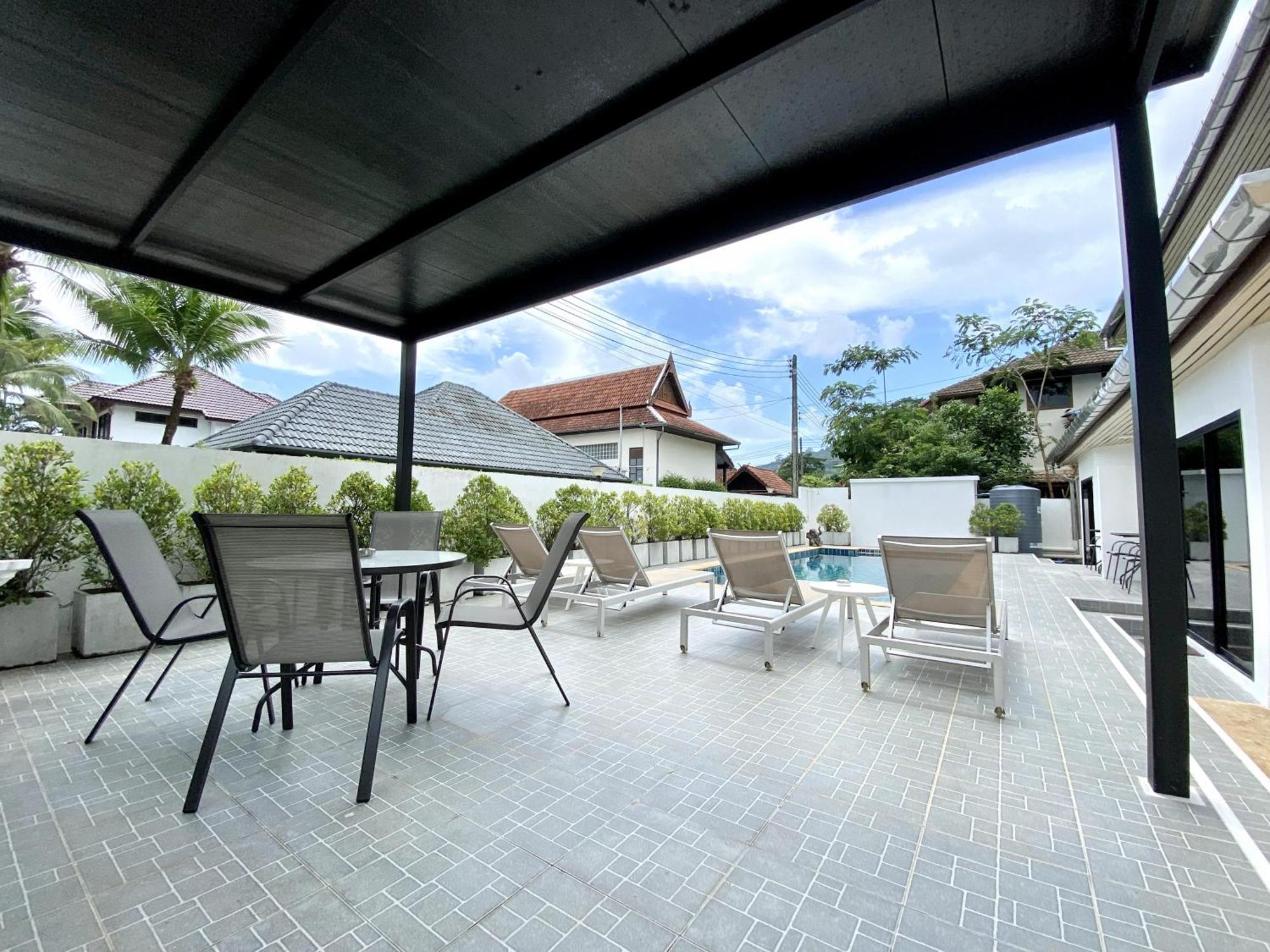 Chonlada - 2 Bedroom Pool Access - Ferienhaus Strand Kamala