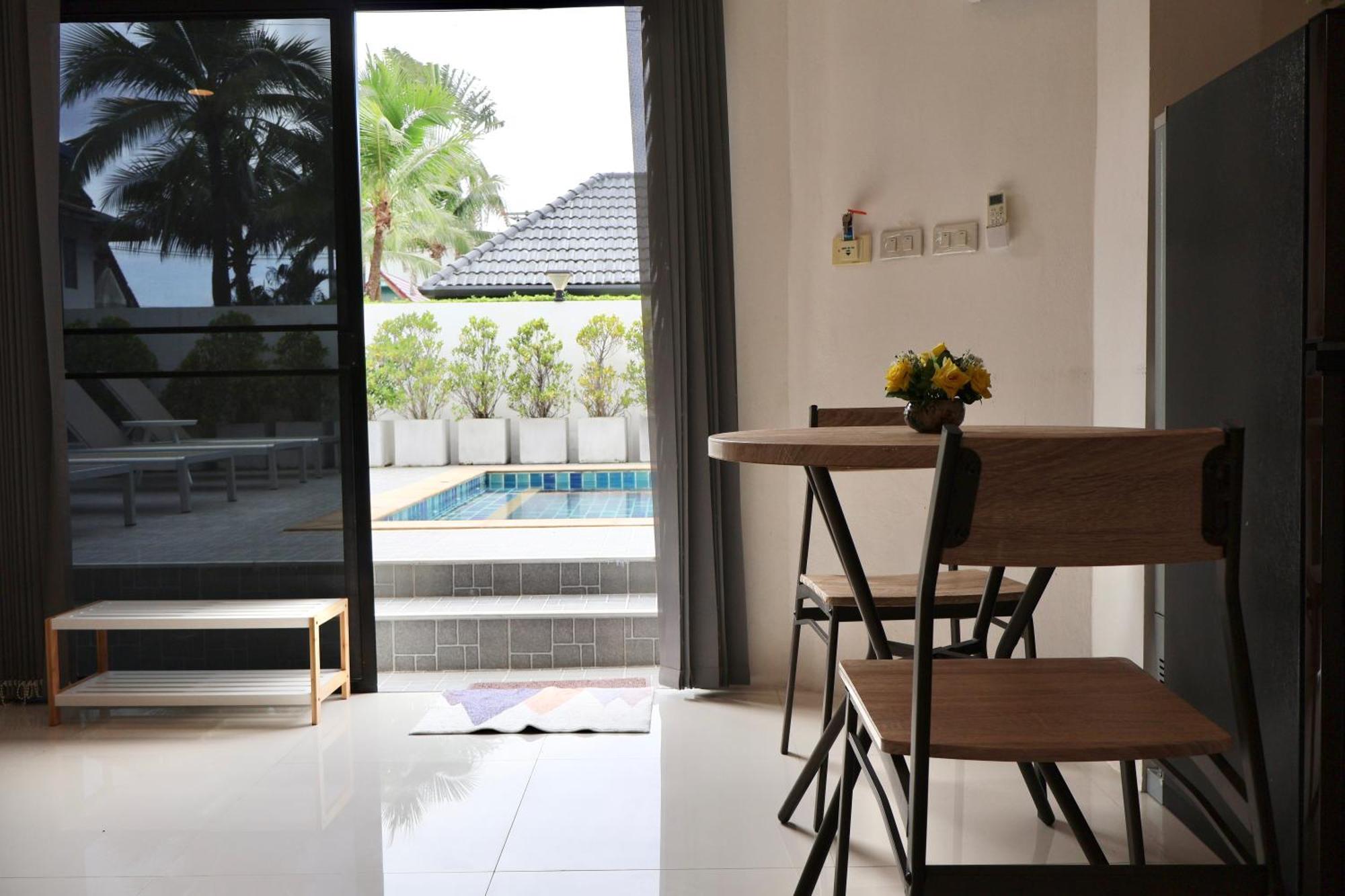 Chonlada - 2 Bedroom Pool Access - * Strand Kamala
