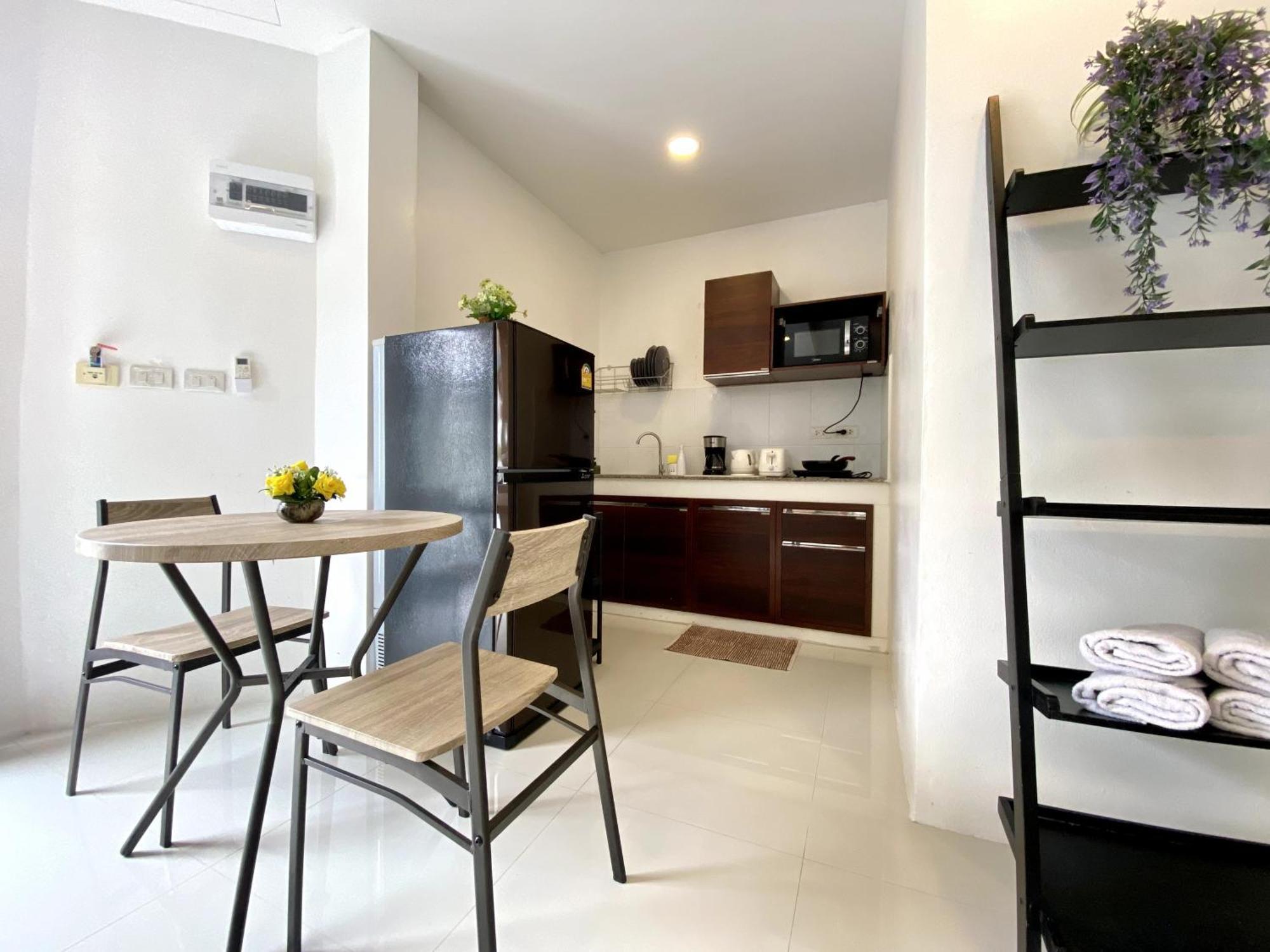 Chonlada - 2 Bedroom Pool Access - *