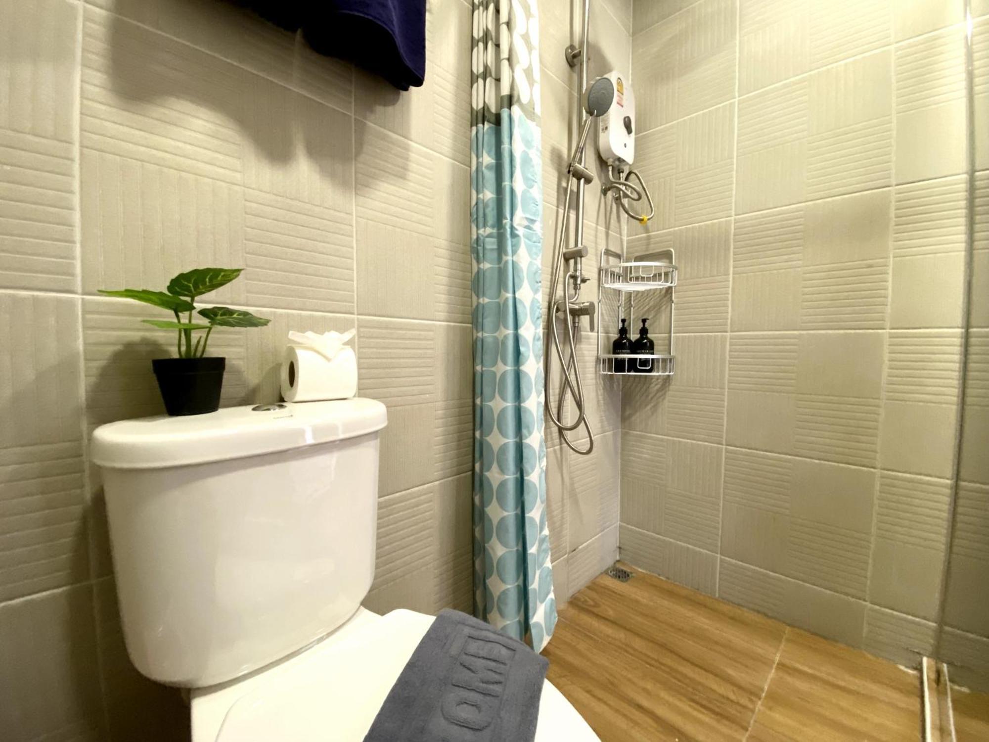 Chonlada - 2 Bedroom Pool Access - Ferienhaus *