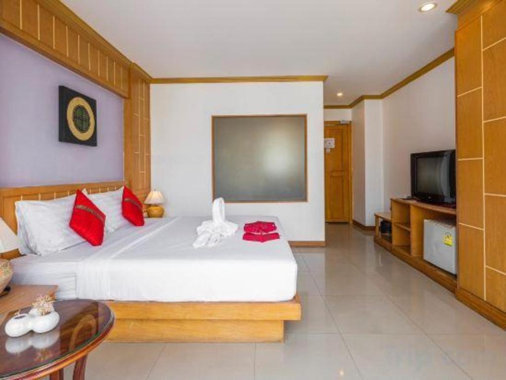 Hotel Azure 3*