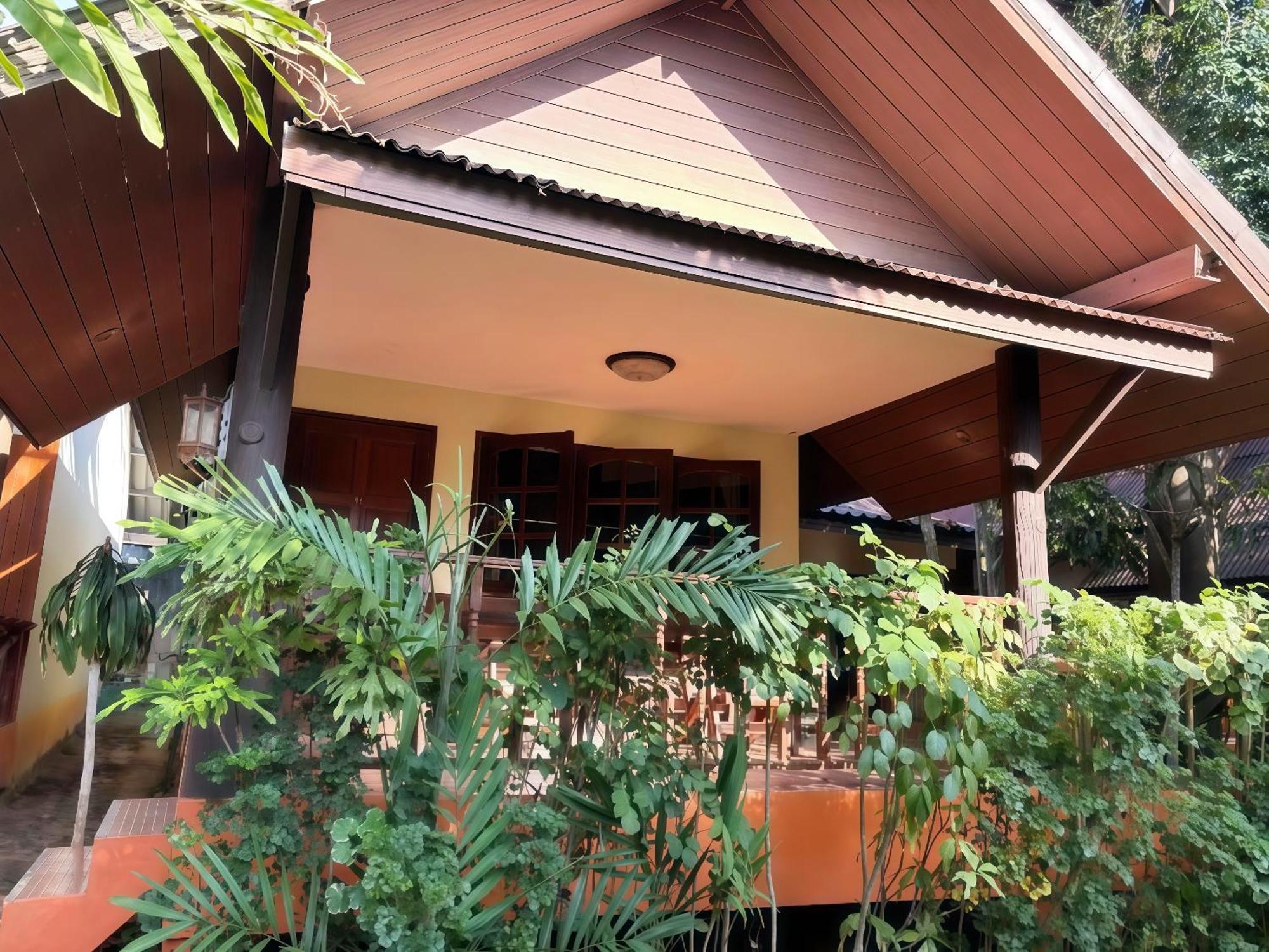 Oya International Phuket