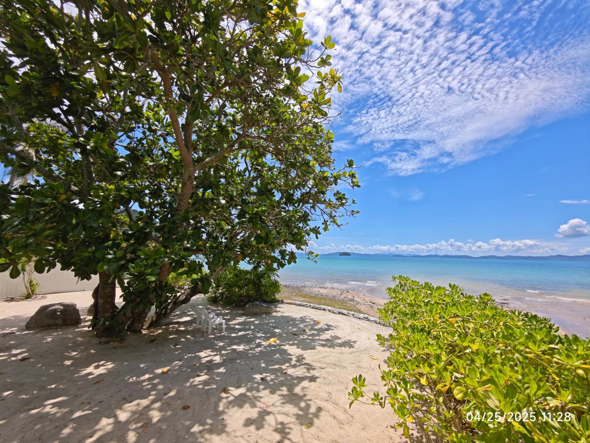 Luxury Beachfront Amana 4 Bedroom At Ta-ke A