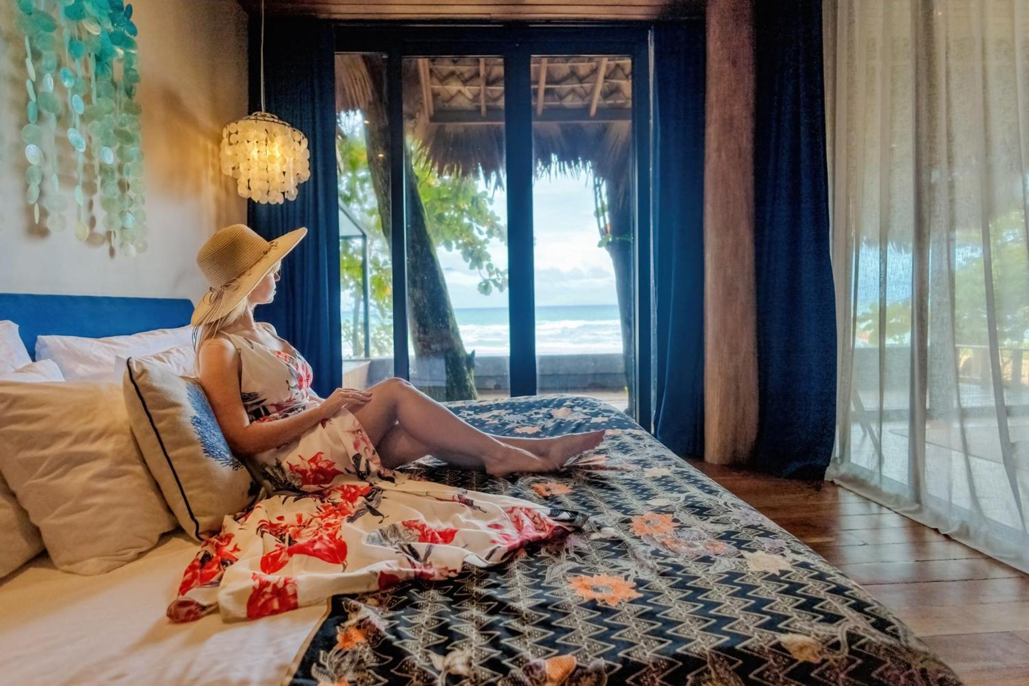 Resort Sealord Beachfront *