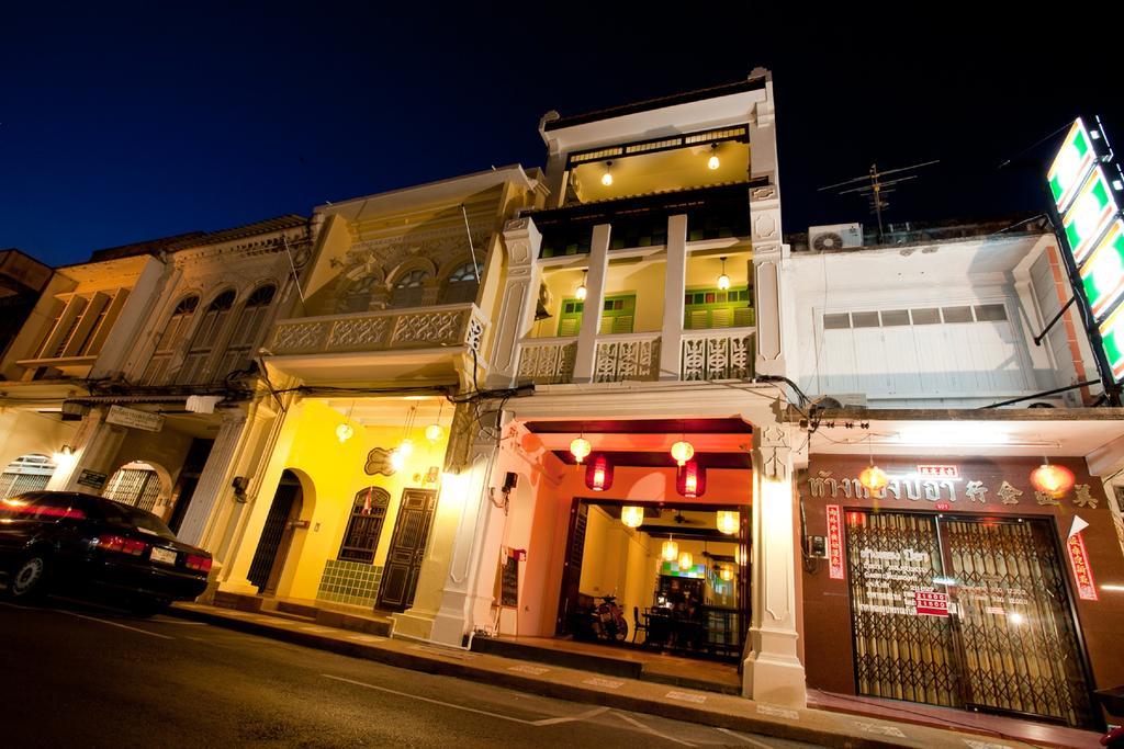 99 Oldtown Boutique Sha Extra Phuket