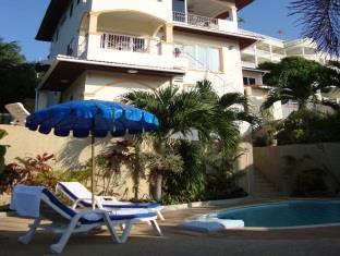 Oasis Naturist * Karon