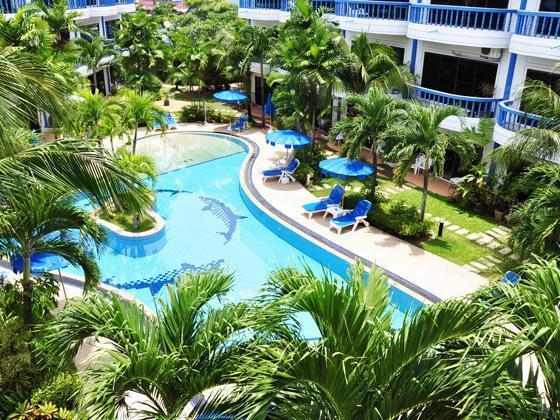 Club Hotel 3*