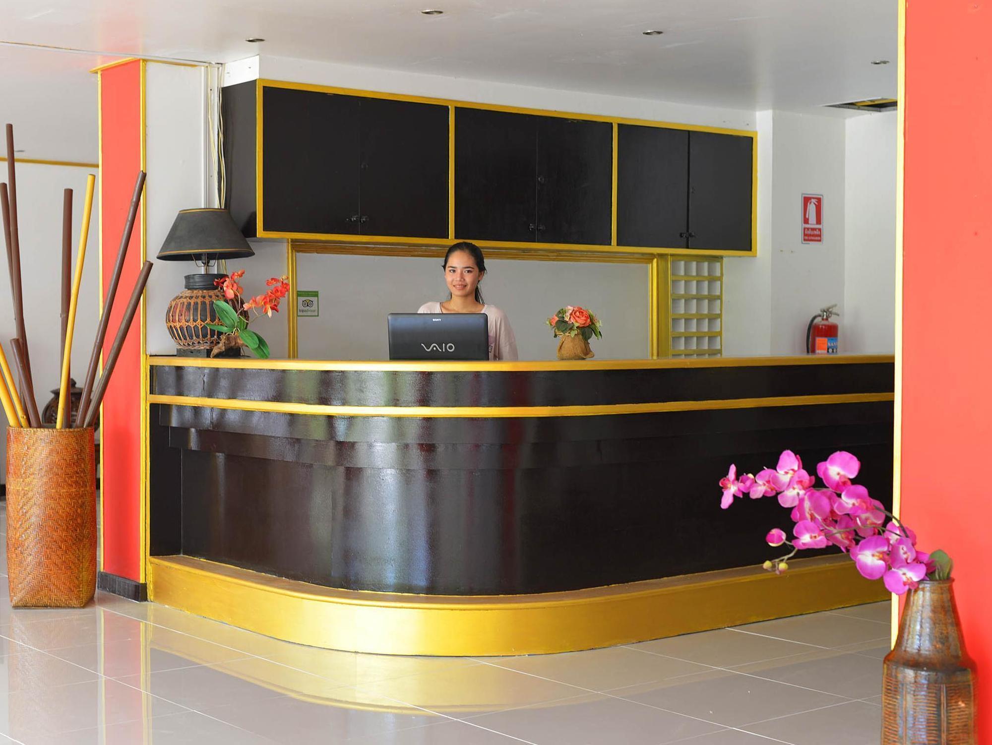 Sweet Hotel