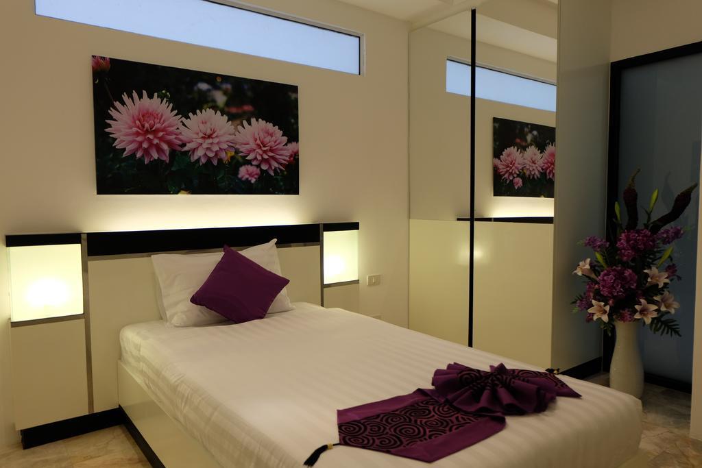 Aparthotel Phuket Seaview Resotel