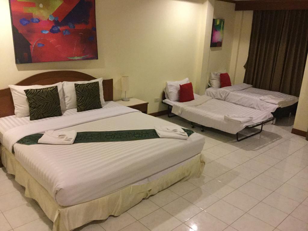The Yim Siam Patong