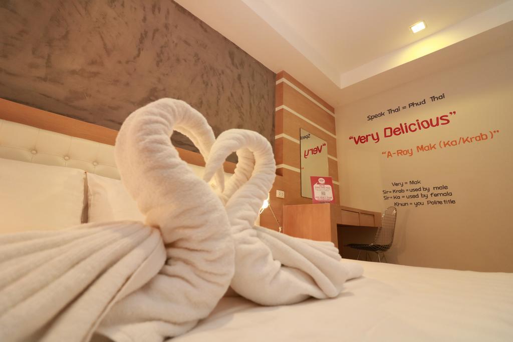 Hotel New Life Phuket 3*