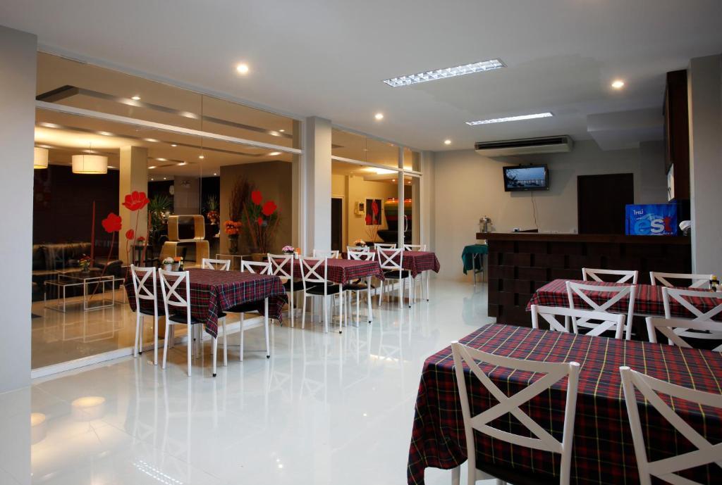 Nize Hotel Phuket