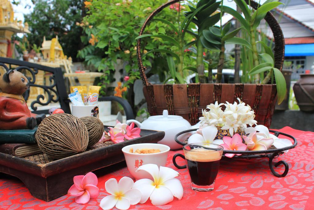 Hotel Eat N Sleep Phuket