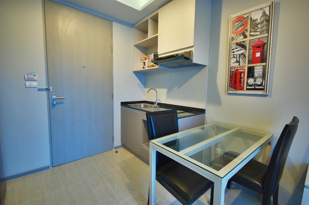 Apartment 6th Avenue By Risa *