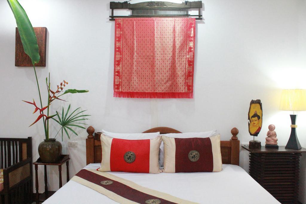 Eat N Sleep Hotel Phuket