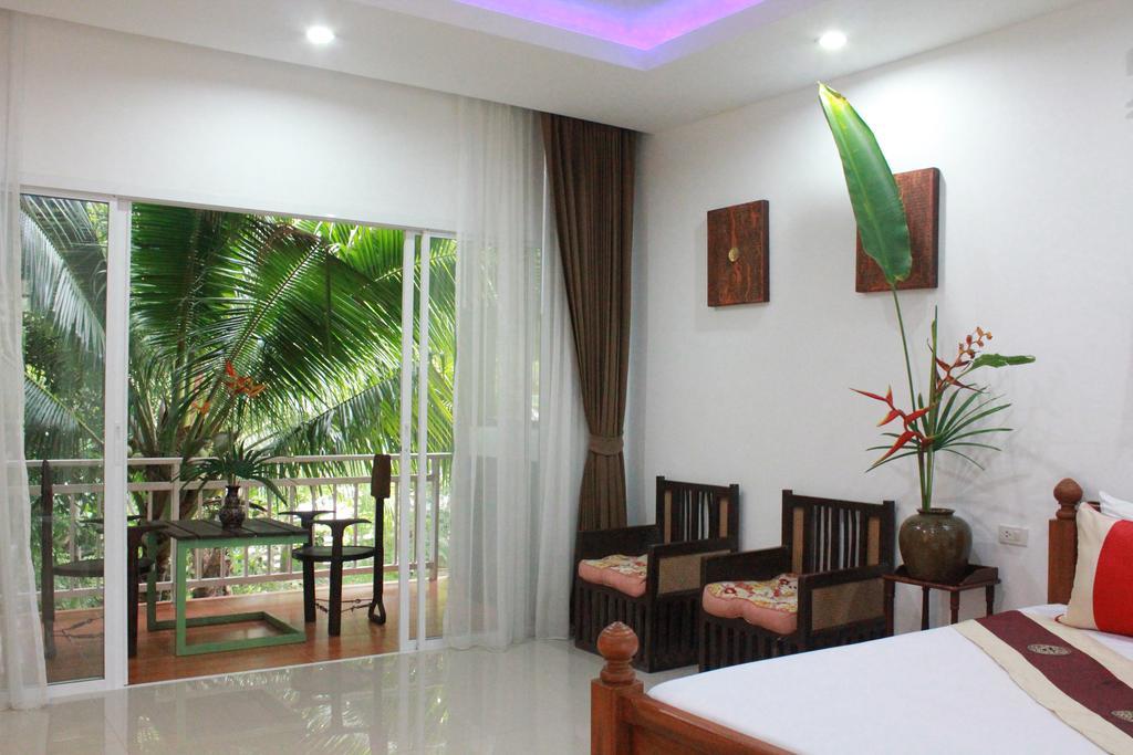 Eat N Sleep Hotel Phuket