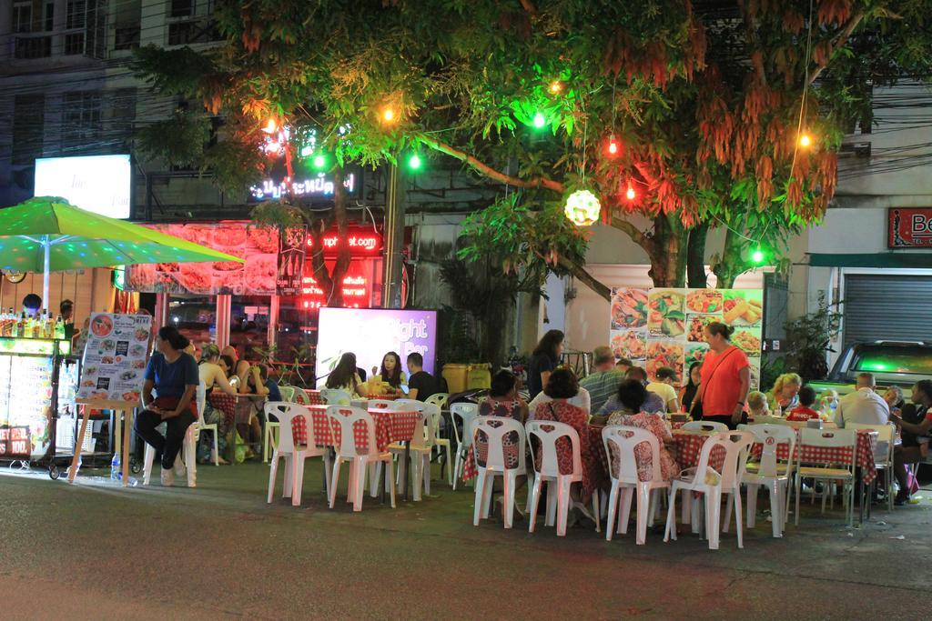 Eat N Sleep Phuket