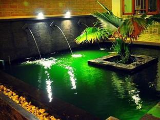 99 Oldtown Boutique Sha Extra 2* Phuket