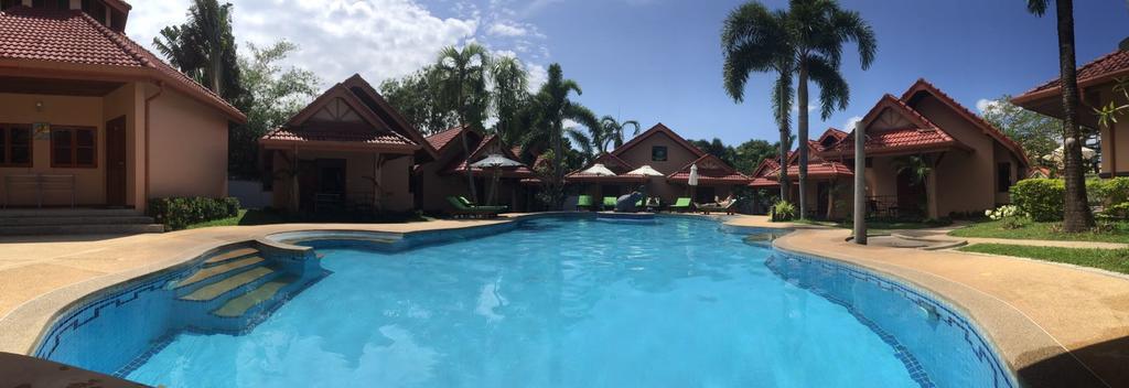 Resort The Happy Elephant