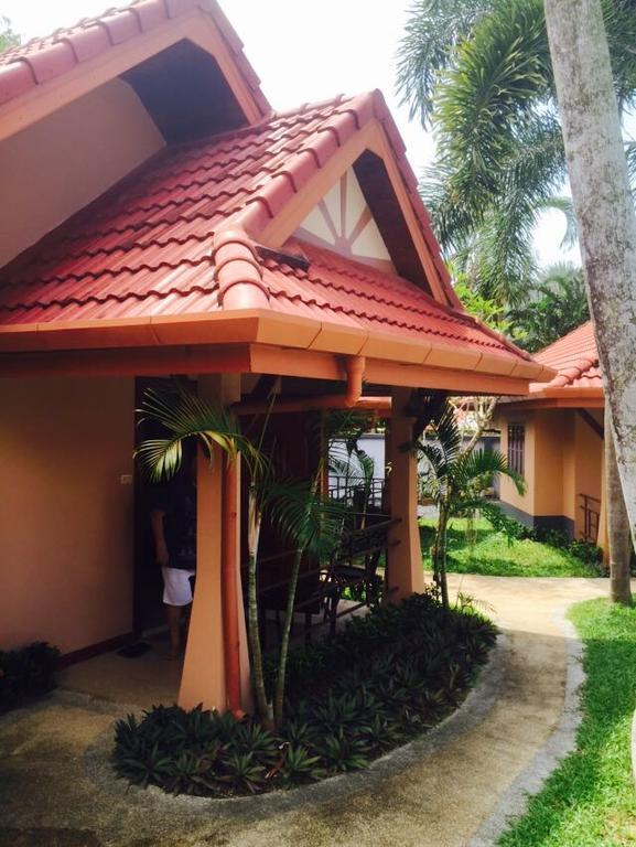 The Happy Elephant 3* Rawai