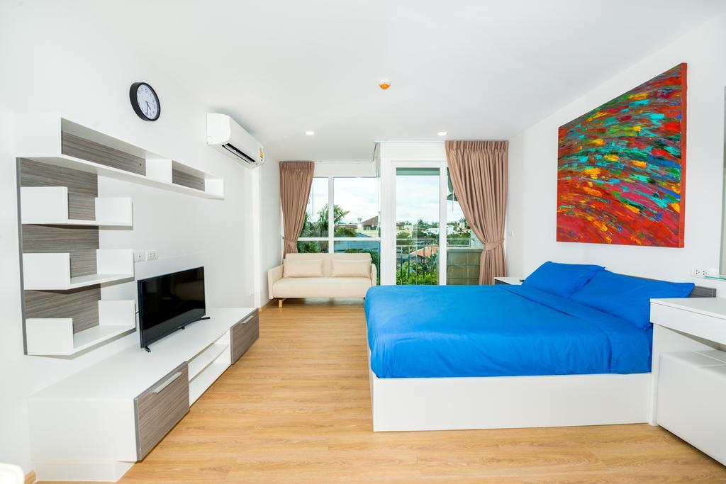 Ozone Condotel, Kata Beach (Phuket)